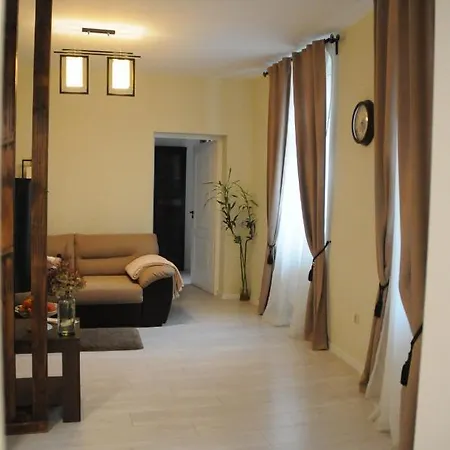 Poarta Ecaterina Lägenhet *